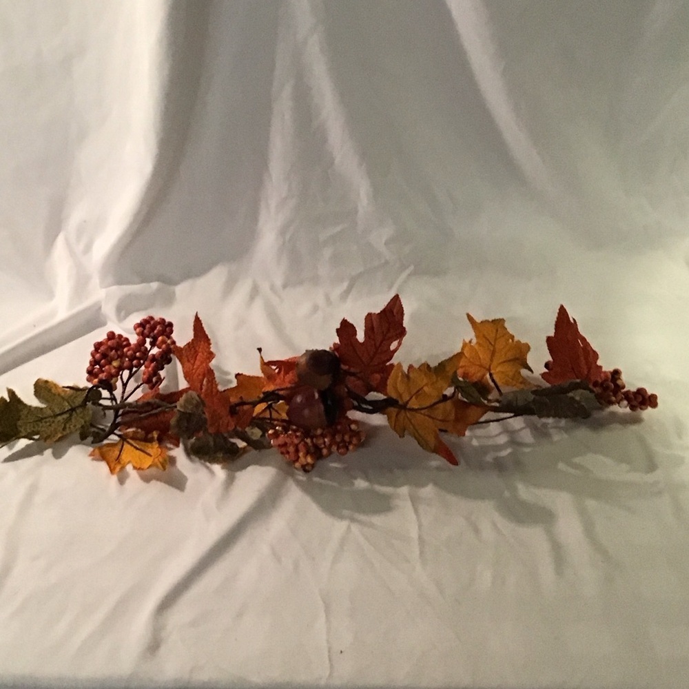 Autumn Leaf and Berry Garland